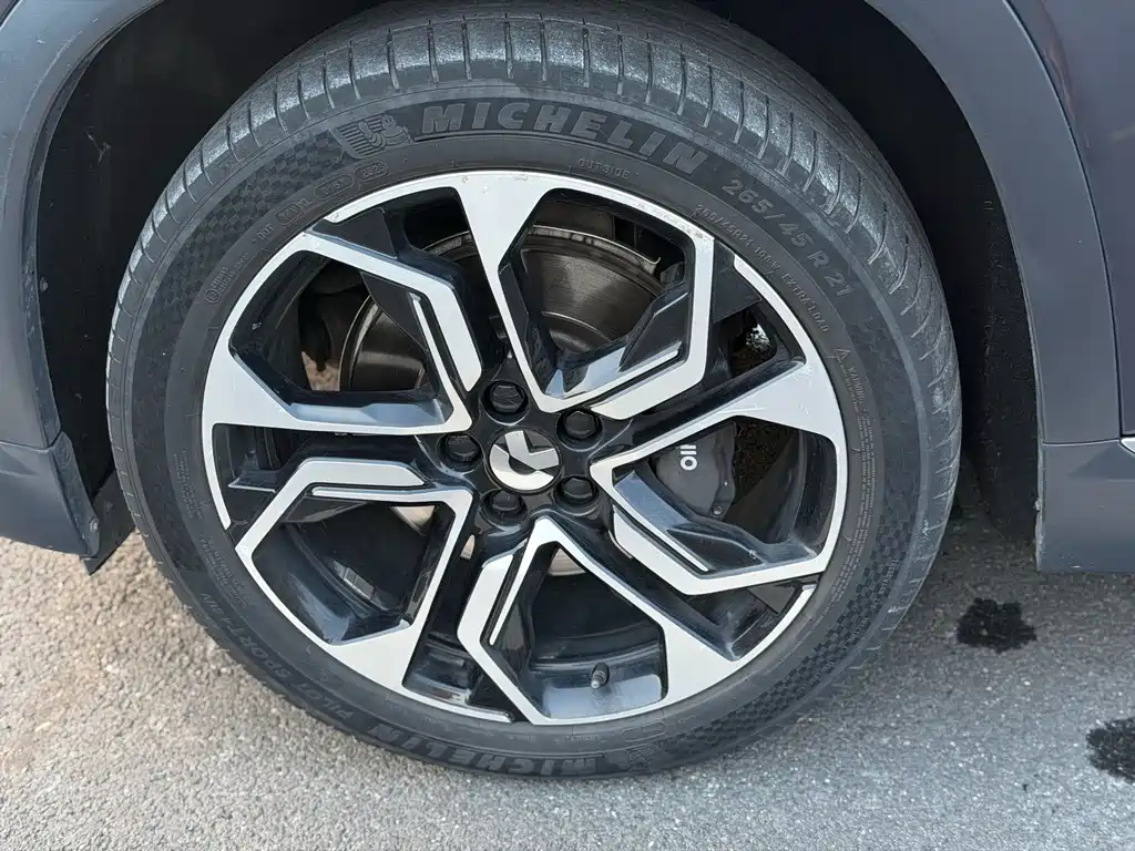 NIO ES8 — миниатюра 40
