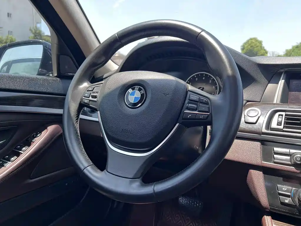 BMW 5 Series — фотографии объявления, Фото 12