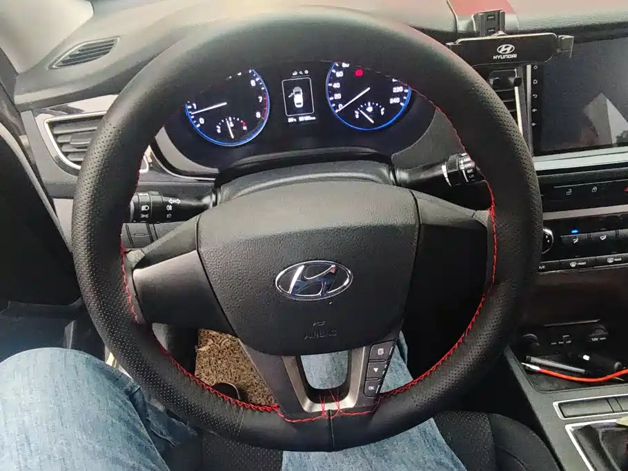 Hyundai Mistra — миниатюра 15