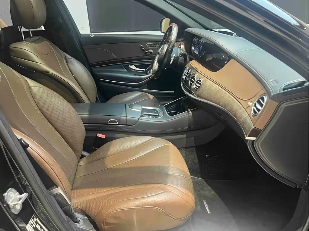Mercedes-Benz S-Class — миниатюра 22