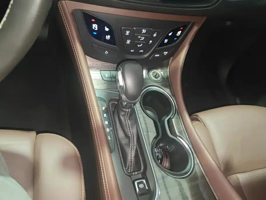 Buick Envision Plus — миниатюра 16