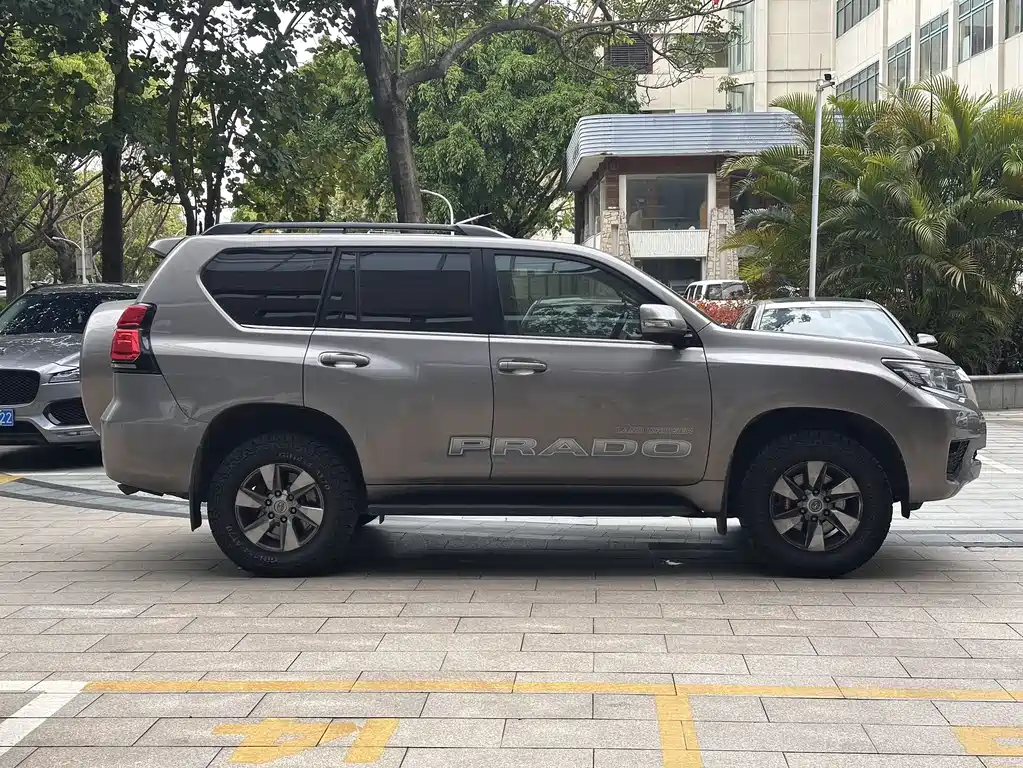 Toyota Land Cruiser Prado 2018 4.0L TX-L