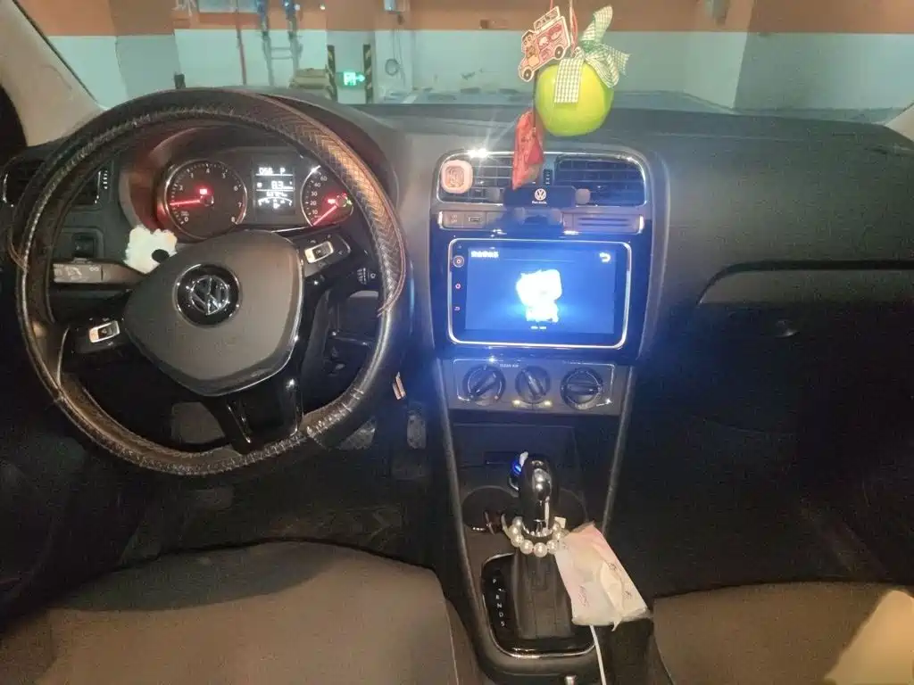 Volkswagen Polo — миниатюра 13
