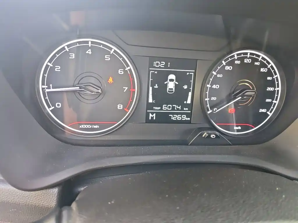 Geely Vision X3 — миниатюра 12