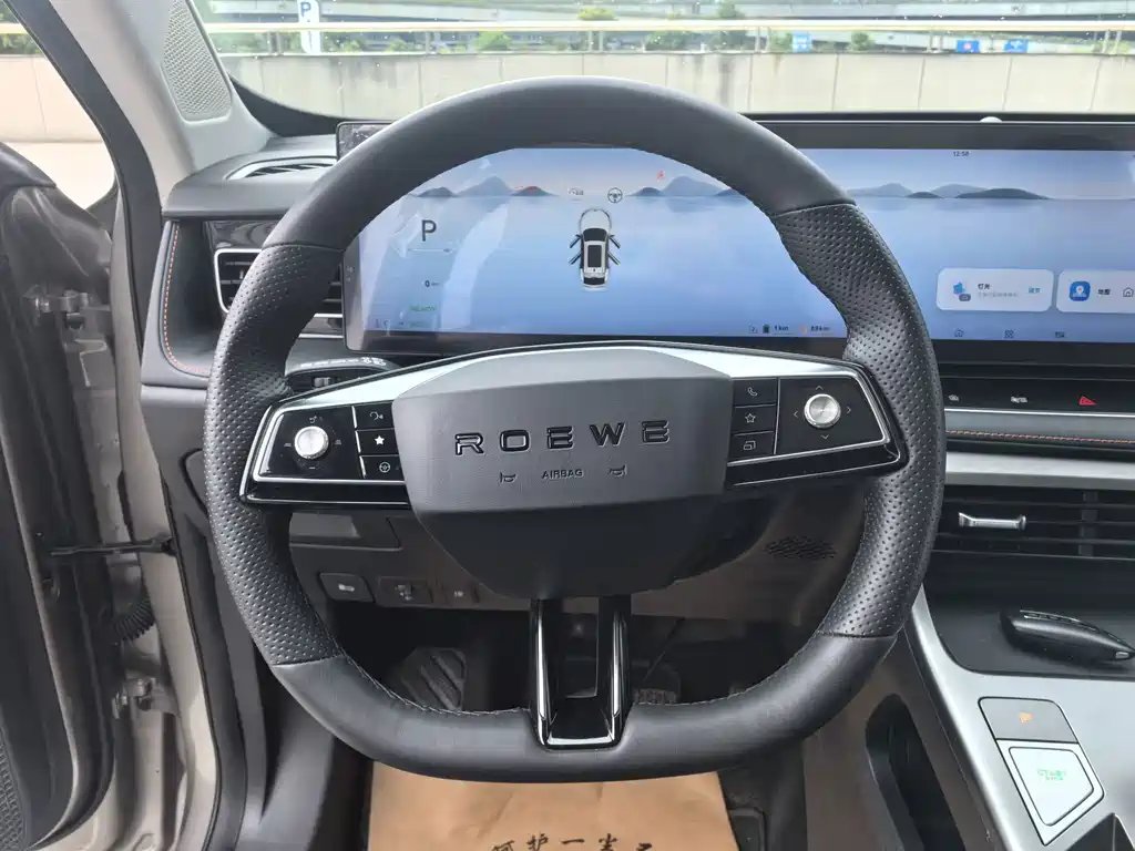 Roewe RX5 New Energy — миниатюра 16