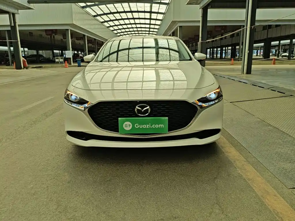 Mazda 3 Axela — миниатюра 3