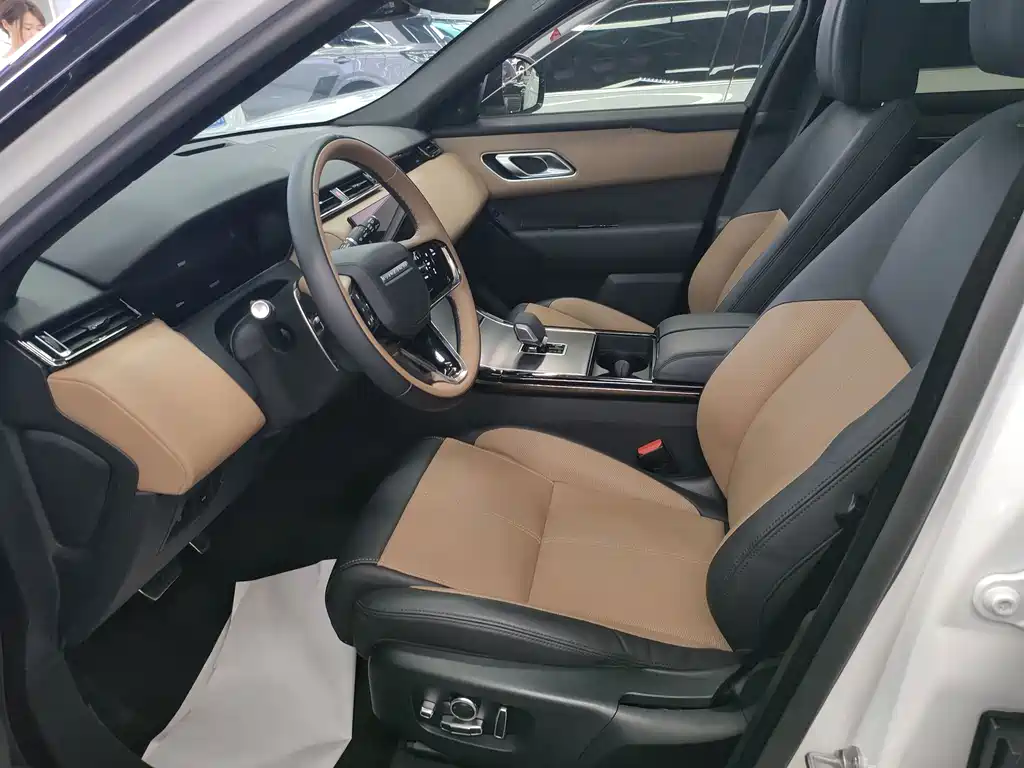 Land Rover Velar — миниатюра 3