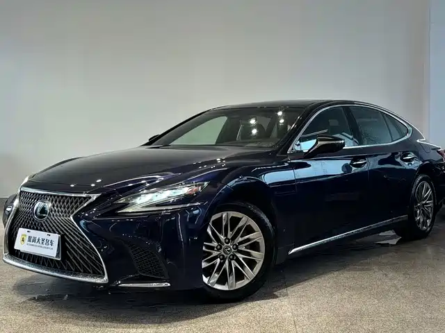 Lexus LS 2018 350 V — фото 1