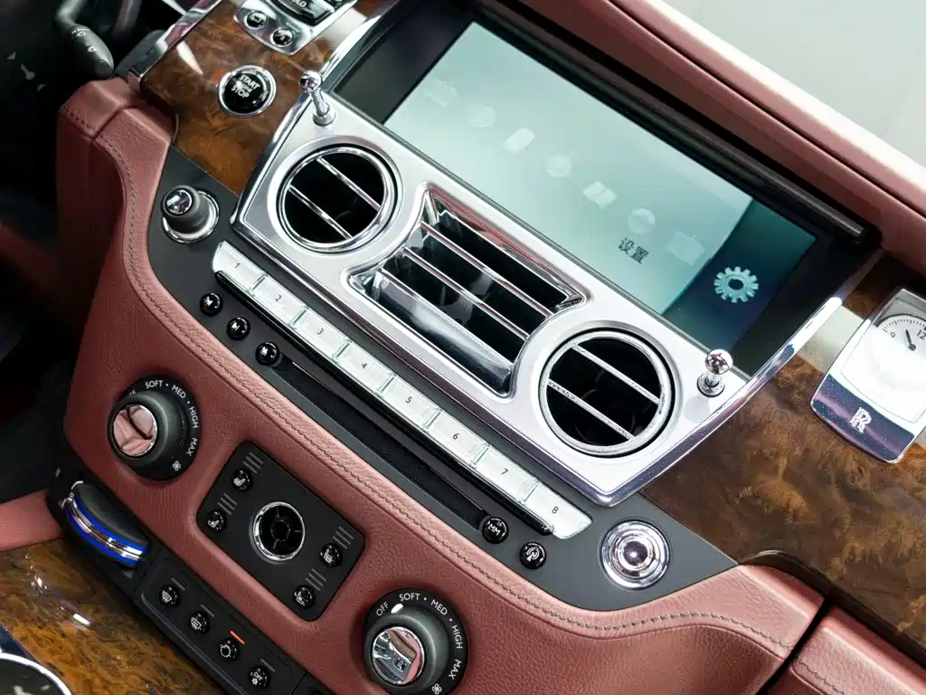 Rolls-Royce Ghost — миниатюра 16