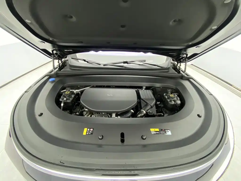 Li Auto Li L8 — миниатюра 12