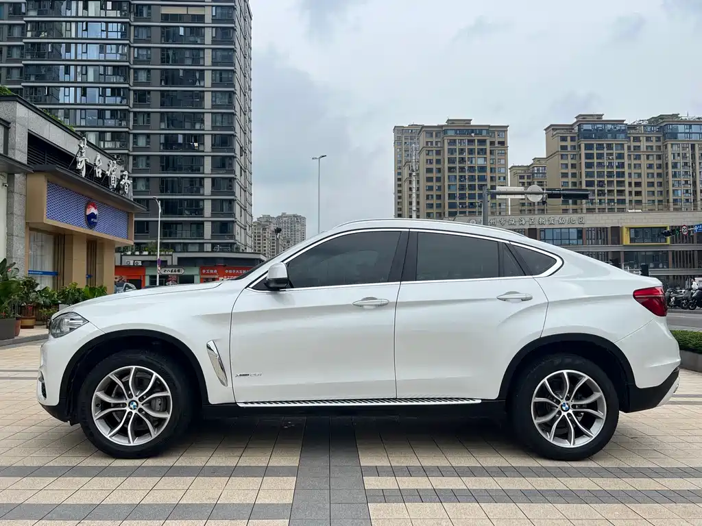 BMW X6 2017 xDrive28i