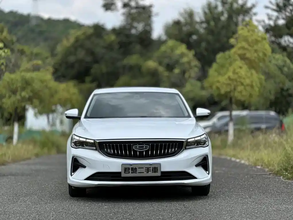 Geely Emgrand — миниатюра 2