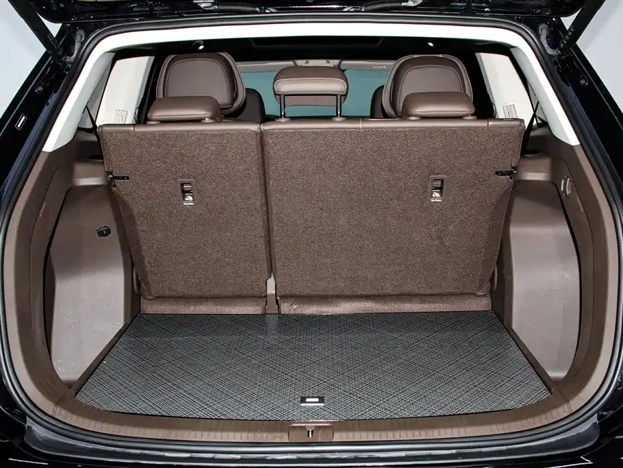 Volkswagen Viloran 380TSI Premium Edition, фото 34