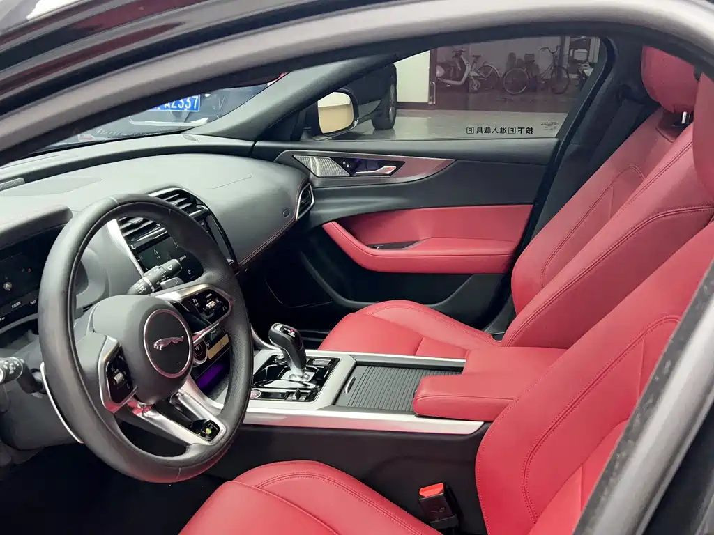 Jaguar XEL — миниатюра 16