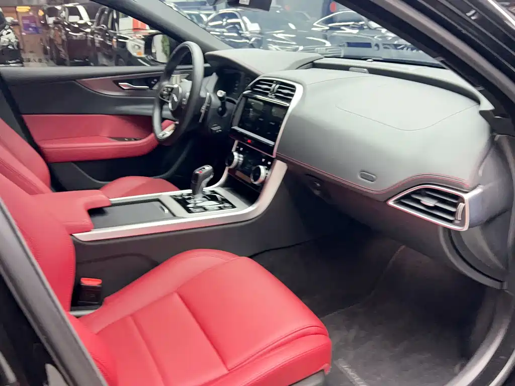 Jaguar XEL — миниатюра 24