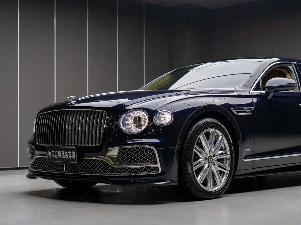 Bentley Flying Spur — миниатюра 4