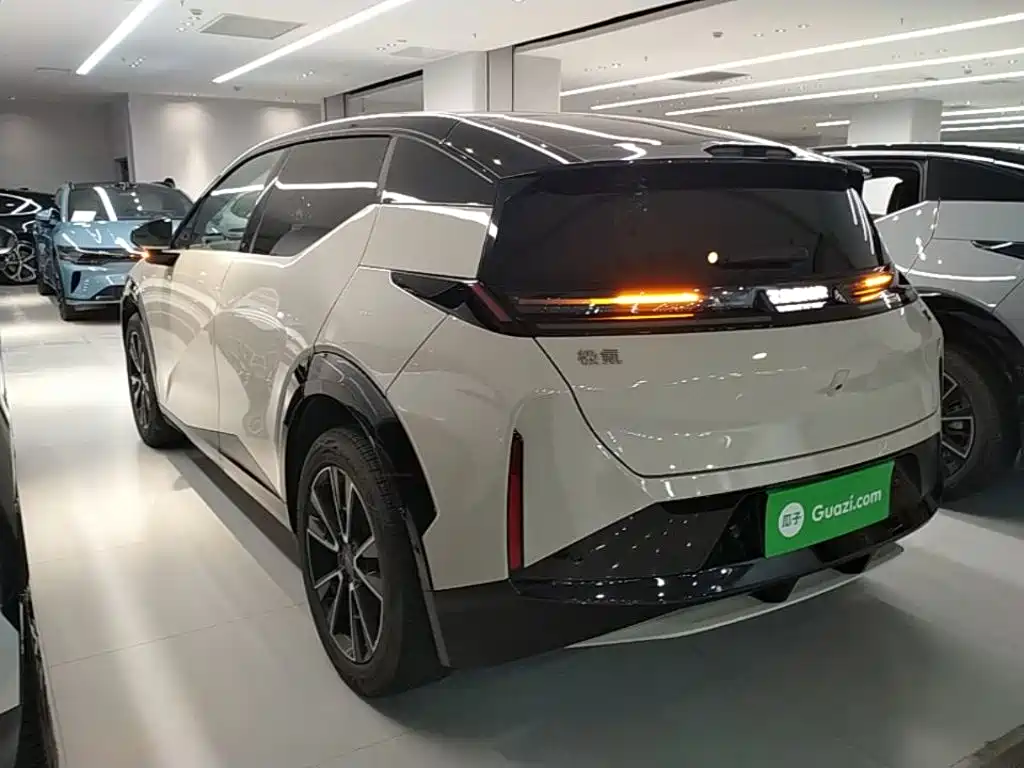 Zeekr X 2025 мест