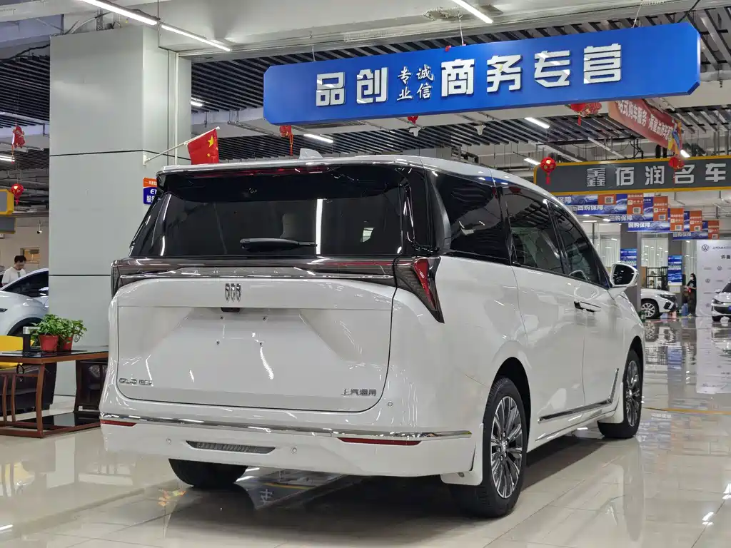Buick GL8 2025 Premium