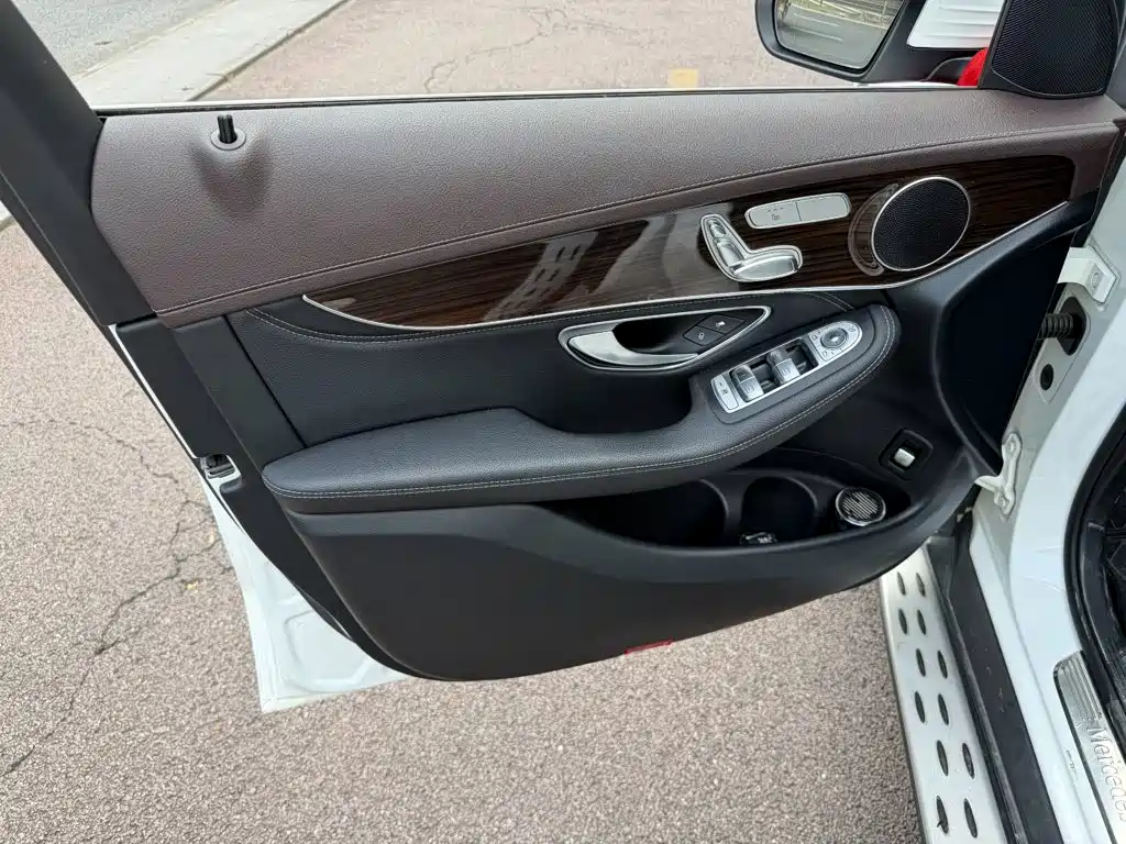 Mercedes-Benz GLC — миниатюра 6