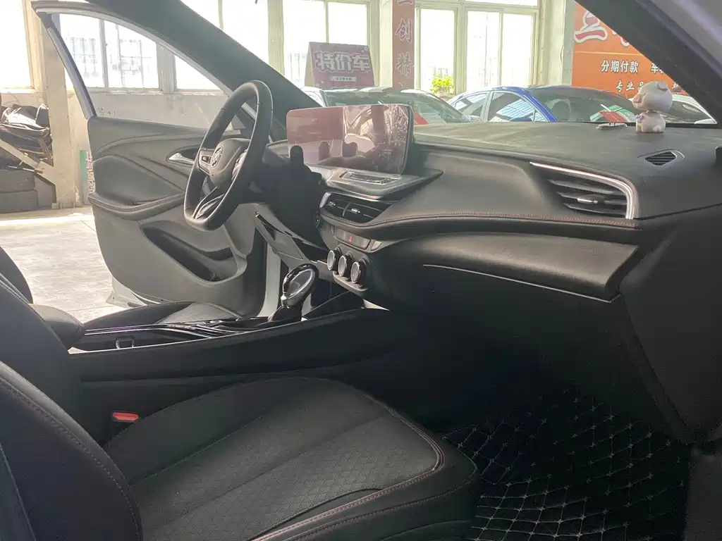 Buick Verano — миниатюра 11