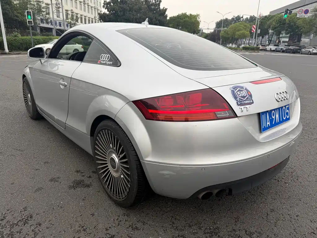 Audi TT — миниатюра 6