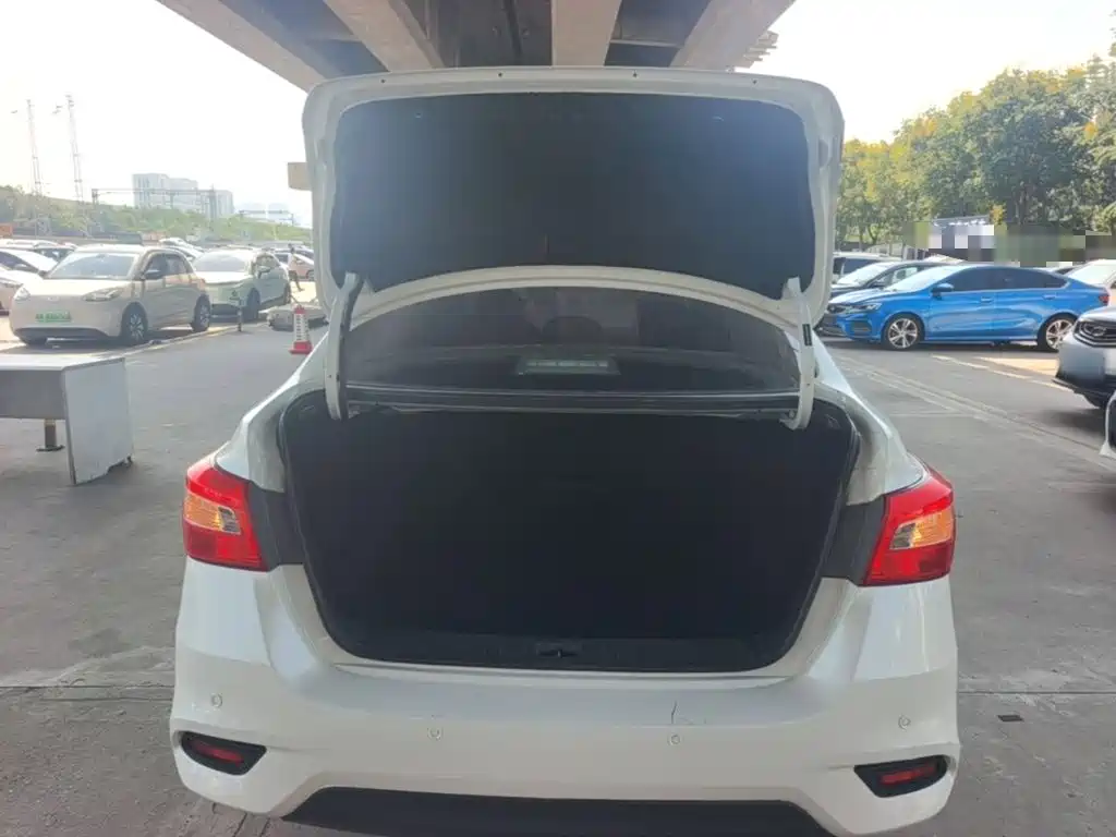 Nissan Sylphy — миниатюра 19