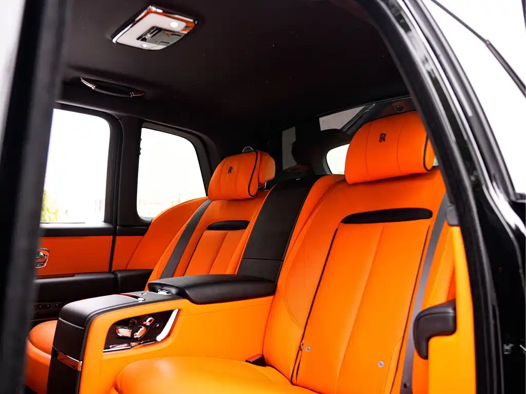Rolls-Royce Cullinan 2018 мест