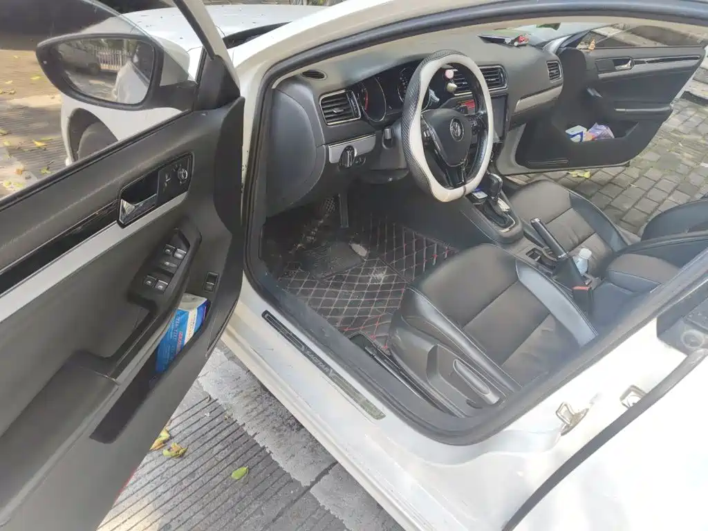 Volkswagen Sagitar — миниатюра 17