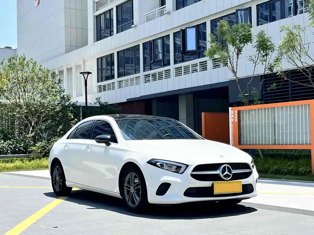 Mercedes-Benz A-Class — миниатюра 2