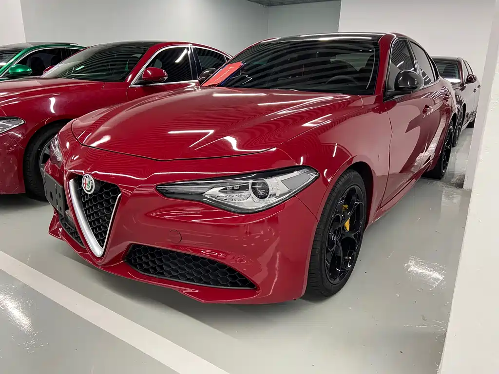 Alfa Romeo Giulia