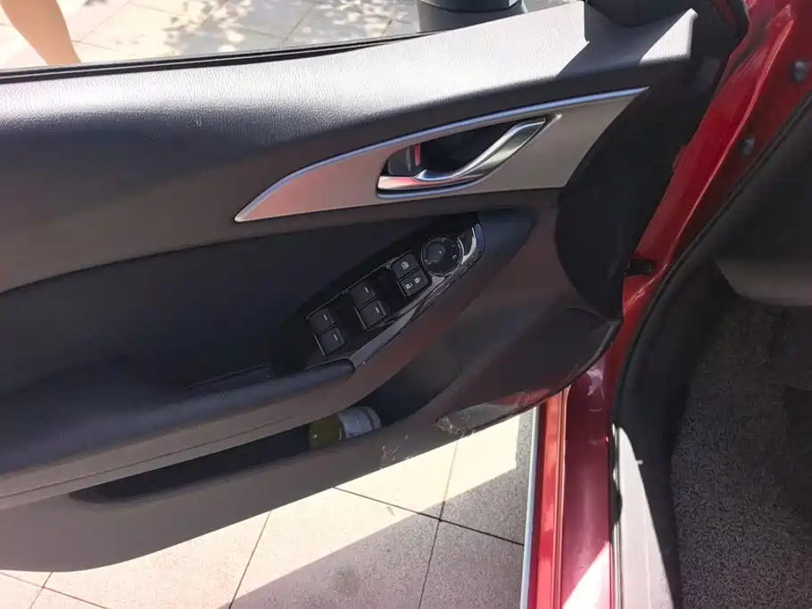 Mazda 3 Axela — миниатюра 7