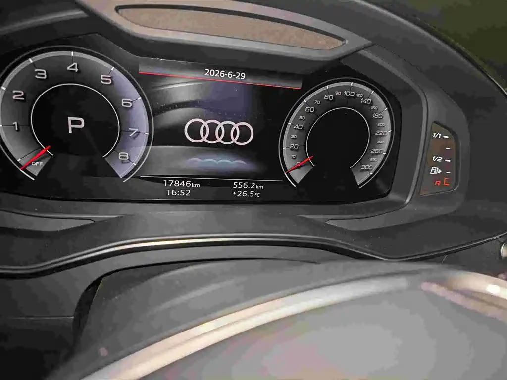 Audi A6L 2025 45 TFSI quattro