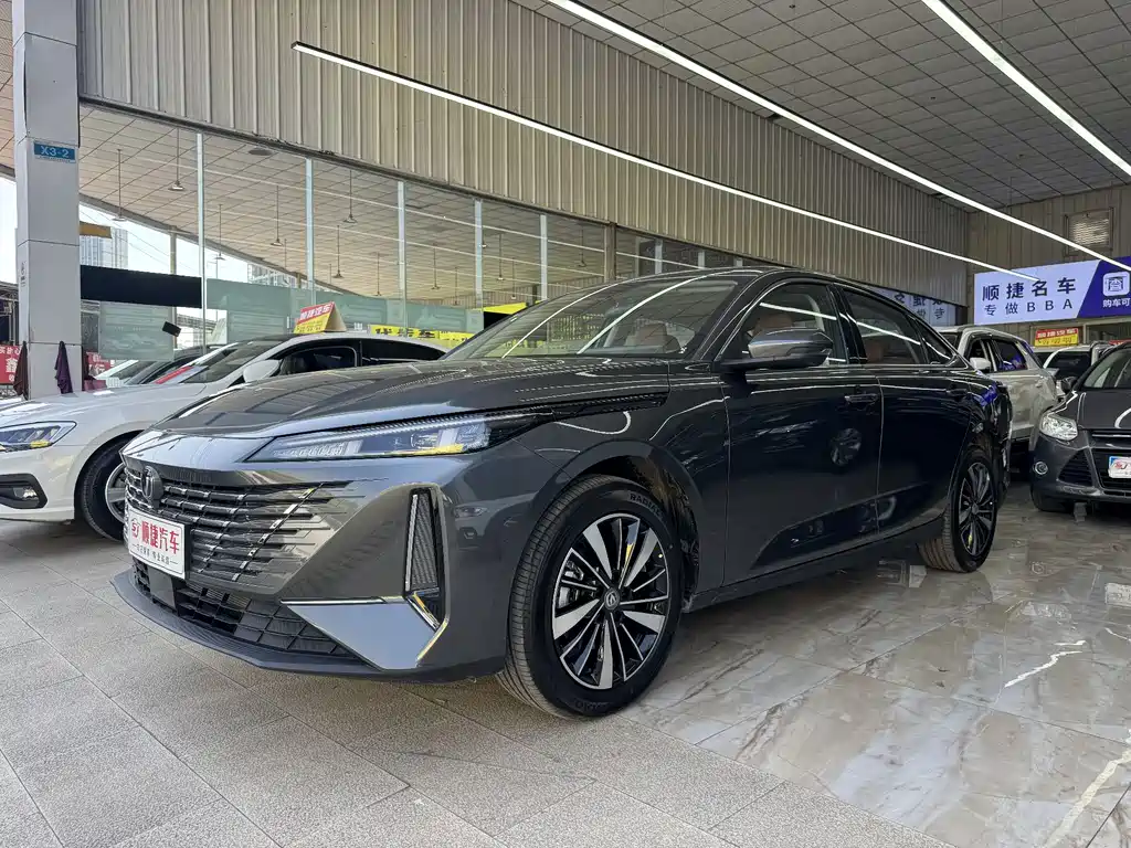 Changan 逸动PHEV 2026