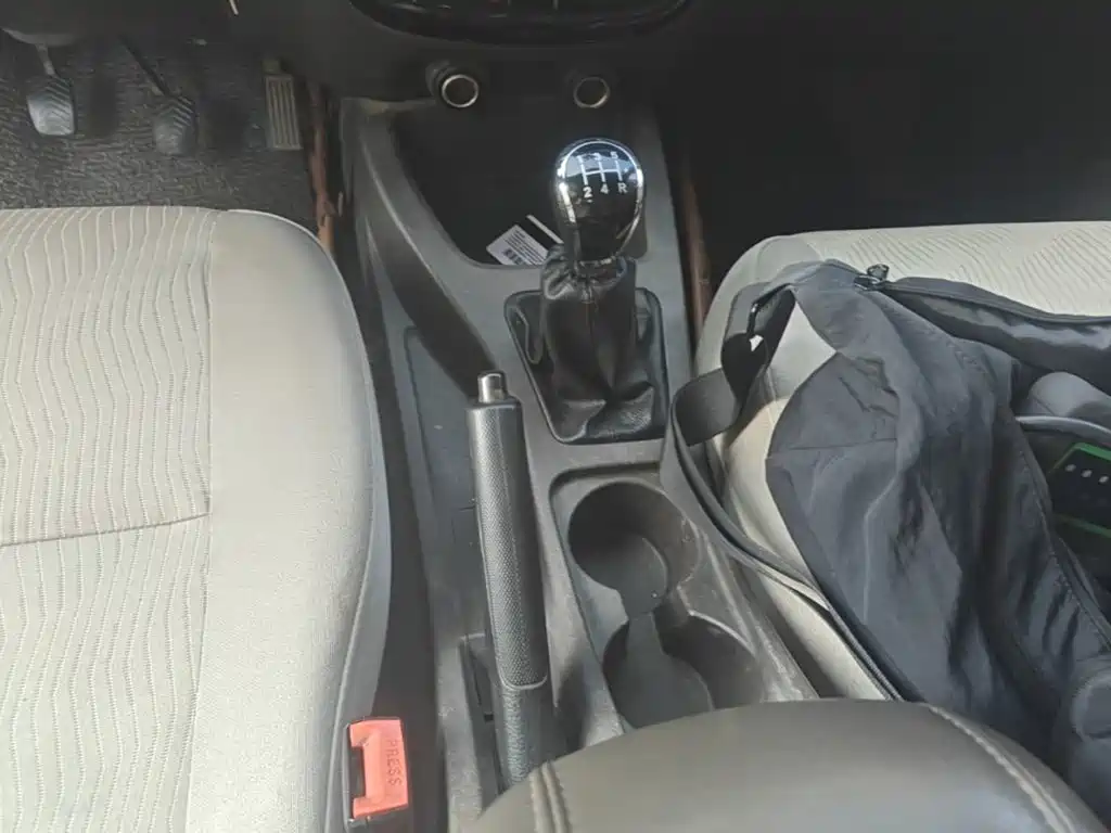 Wuling Rongguang V — миниатюра 14