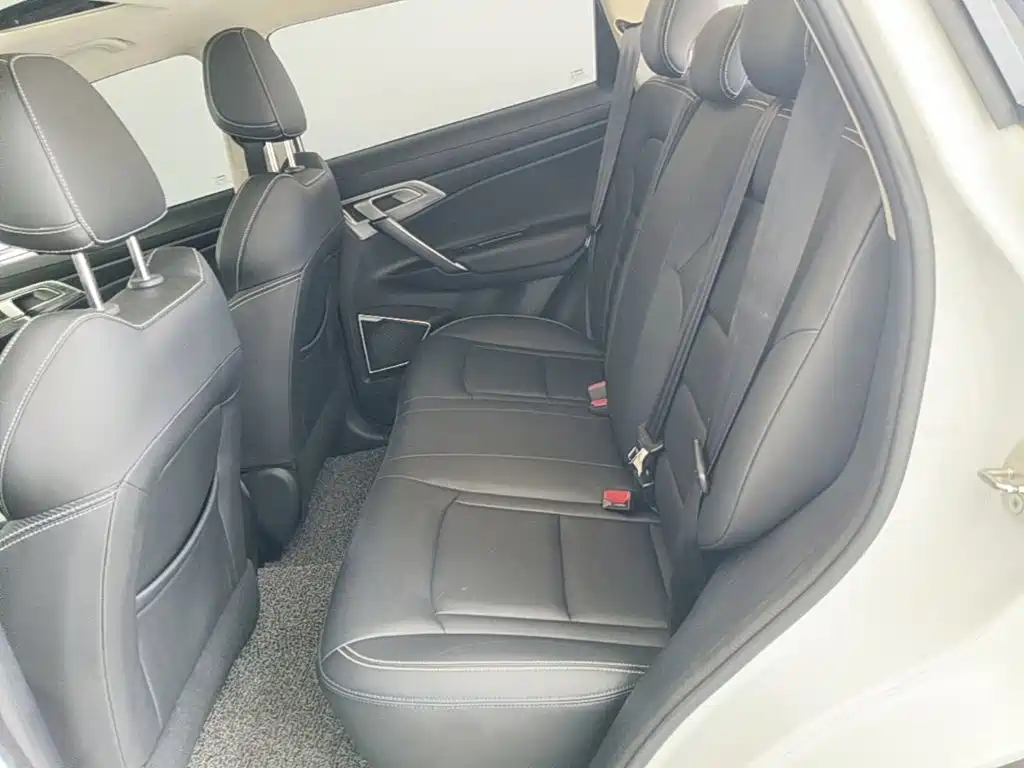Geely Boyue — миниатюра 17