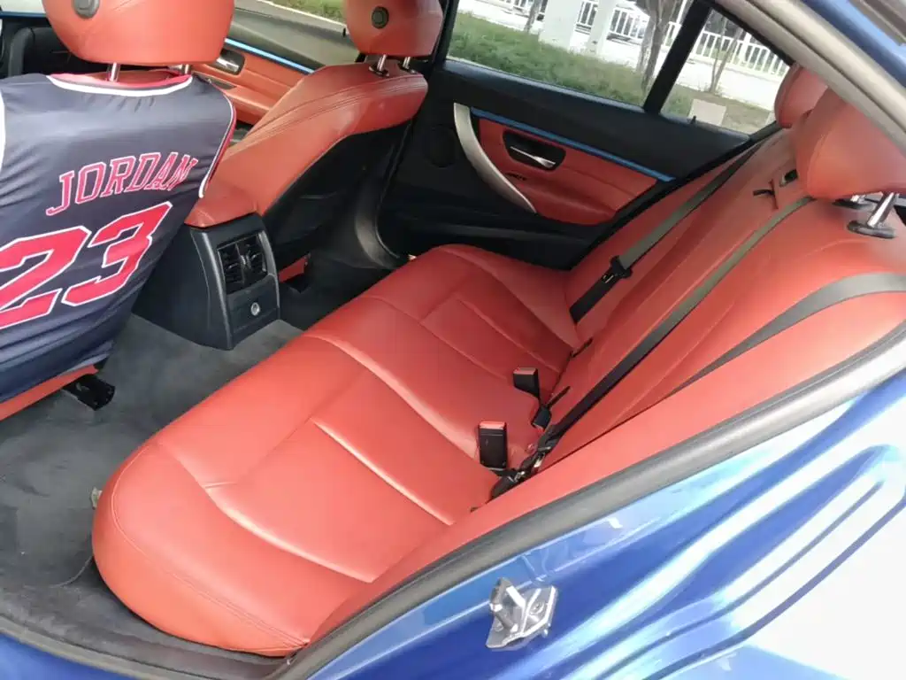 BMW 3 Series — миниатюра 17