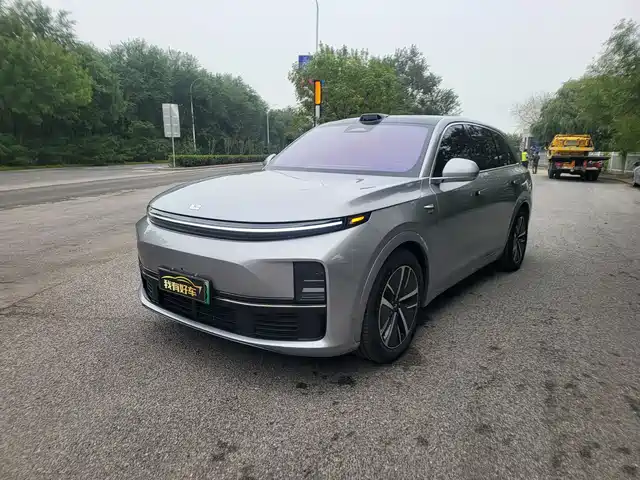 IDEAL CAR IDEAL L7 2024