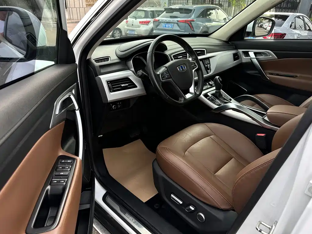 Geely Boyue — миниатюра 17