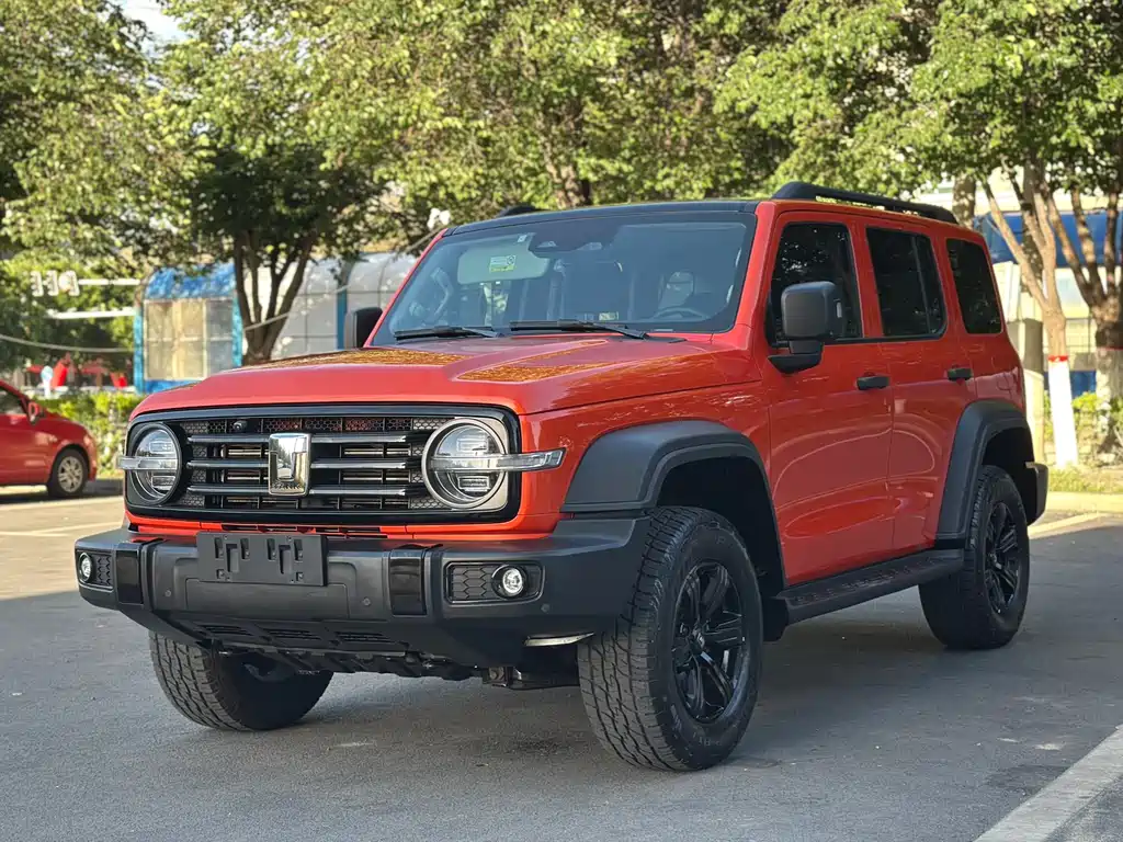 Tank Tank 300 2022
