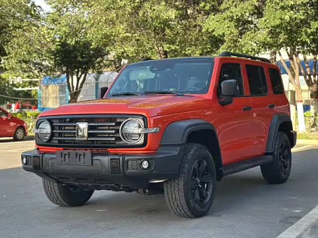 2022 TANK 300