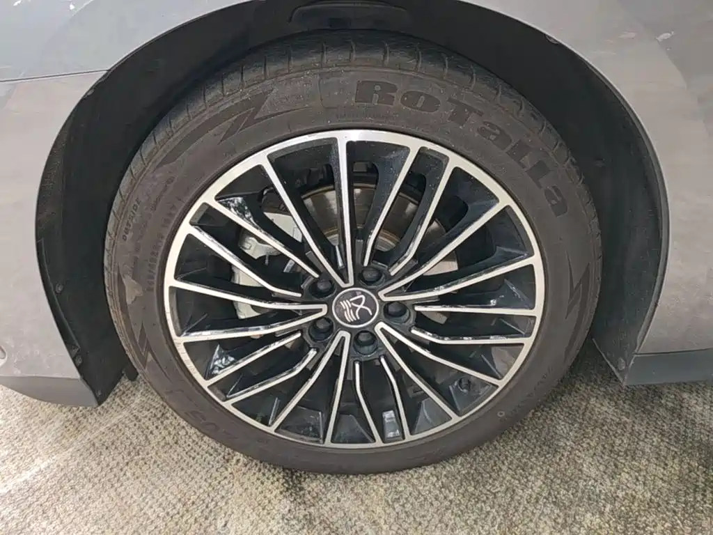BYD Han — миниатюра 23