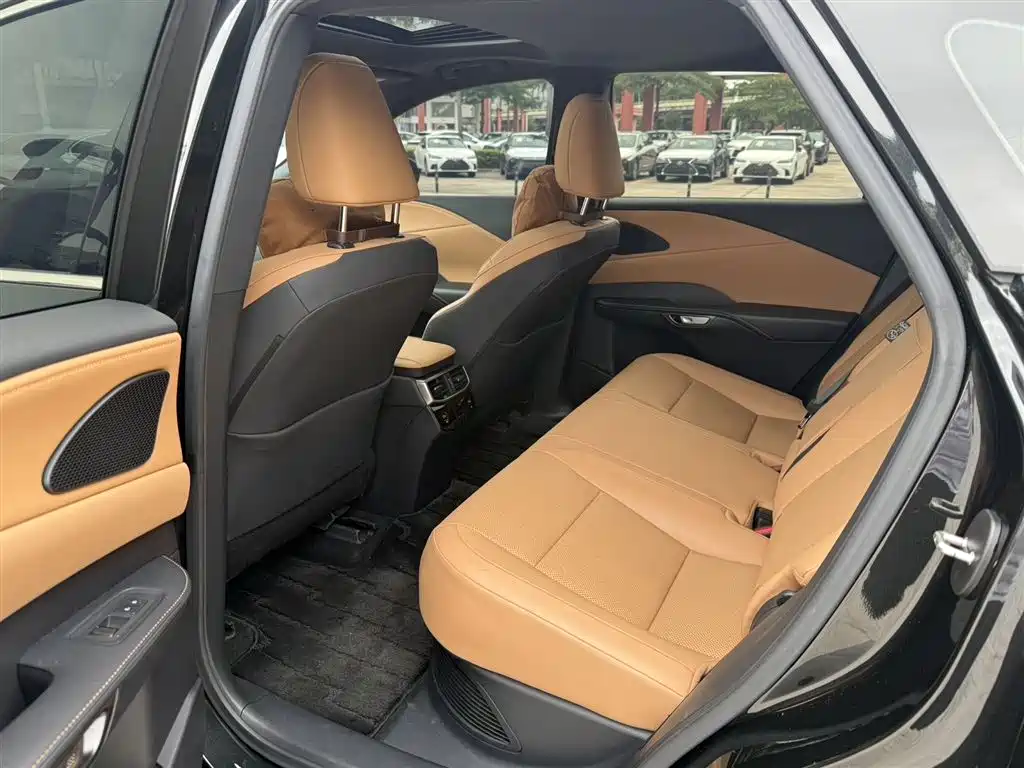 Lexus RX 2023 350h Enjoy