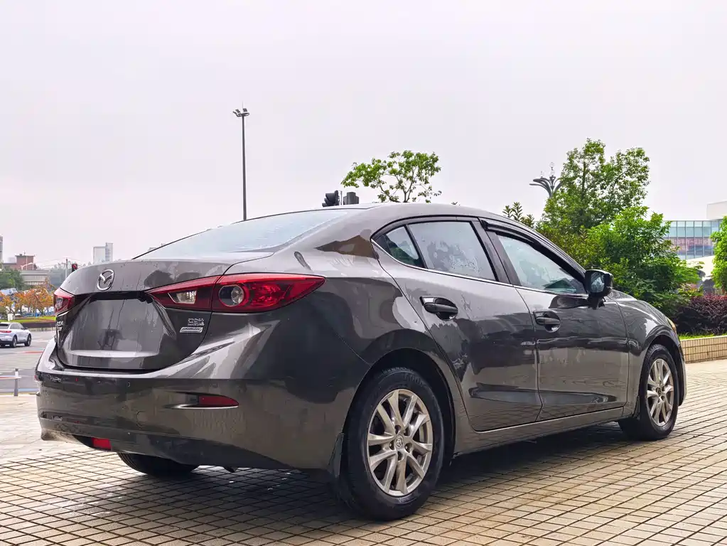 Mazda 3 Axela — миниатюра 7