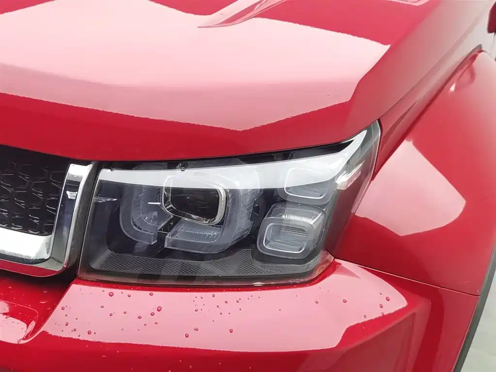 BAIC BJ40 2019 PLUS 2.3T MT Premium VI