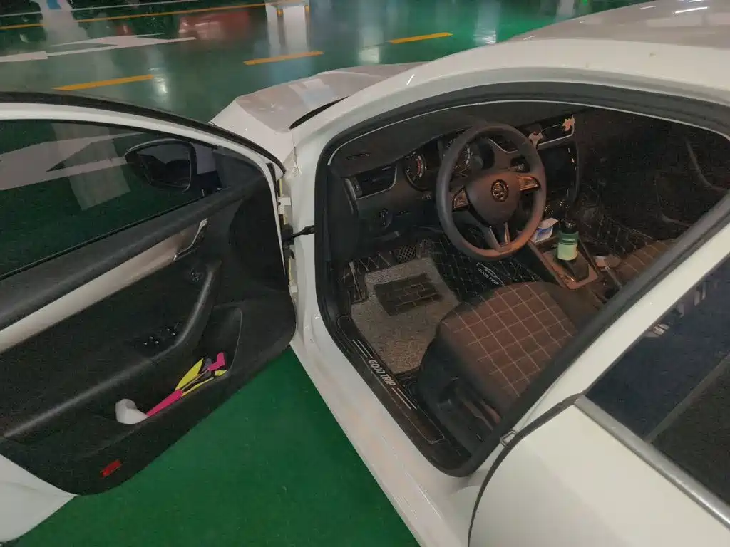 Skoda Octavia — миниатюра 11