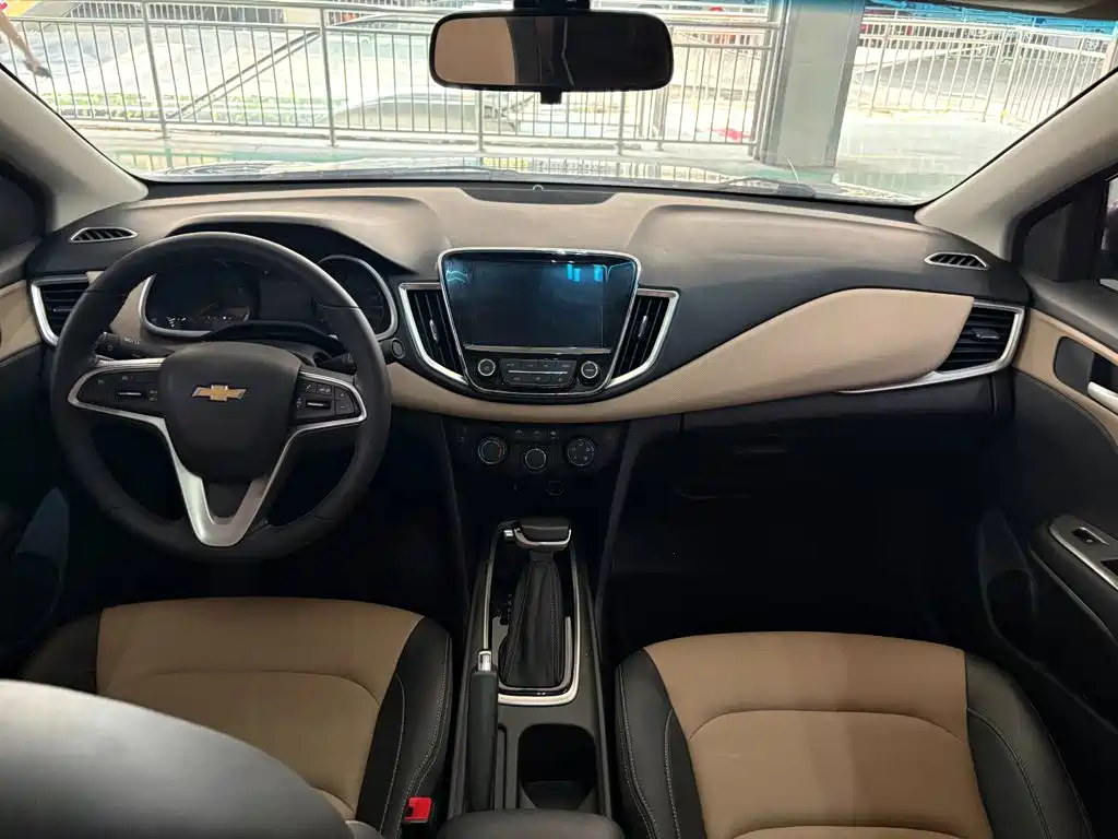 Chevrolet Monza — миниатюра 5