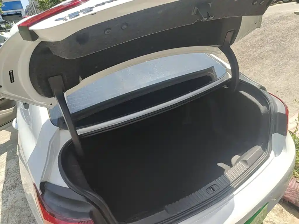 Buick Verano — миниатюра 19
