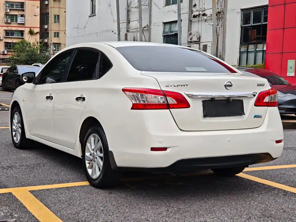 Nissan Sylphy — миниатюра 7
