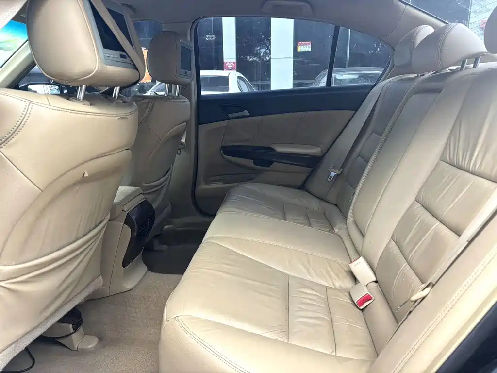 Honda Accord — миниатюра 4