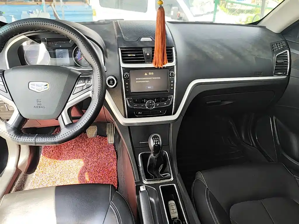 Geely Emgrand — миниатюра 14